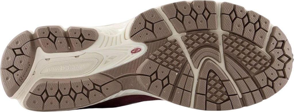 Кроссовки взрослые