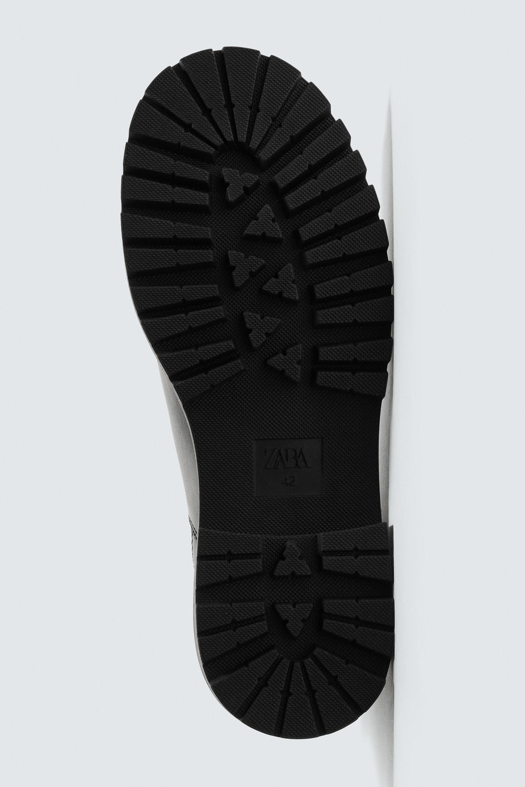 CHUNKY CHELSEA BOOTS