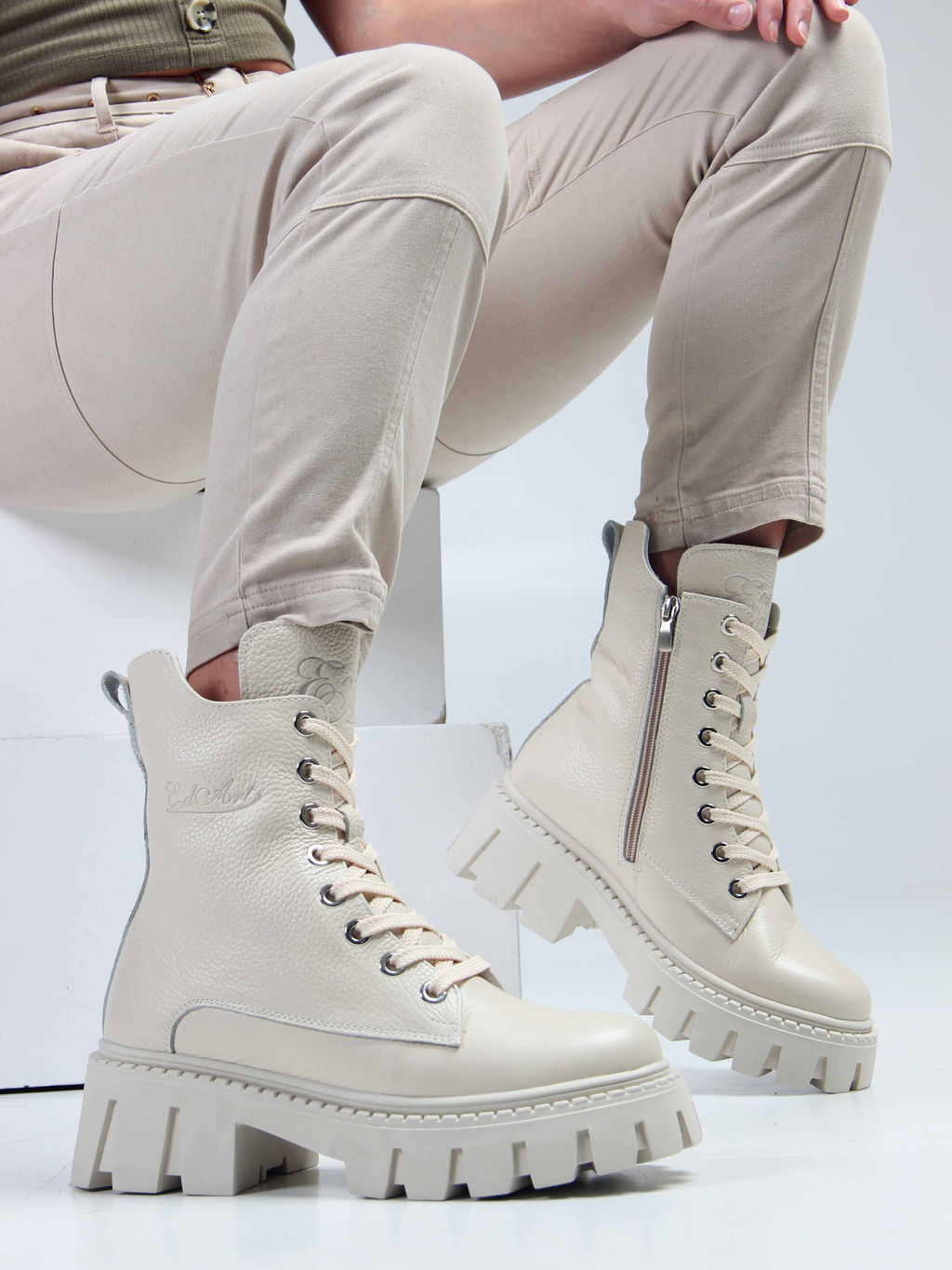 Ботинки 346.чанкиbe. Бежевый макс/Байка