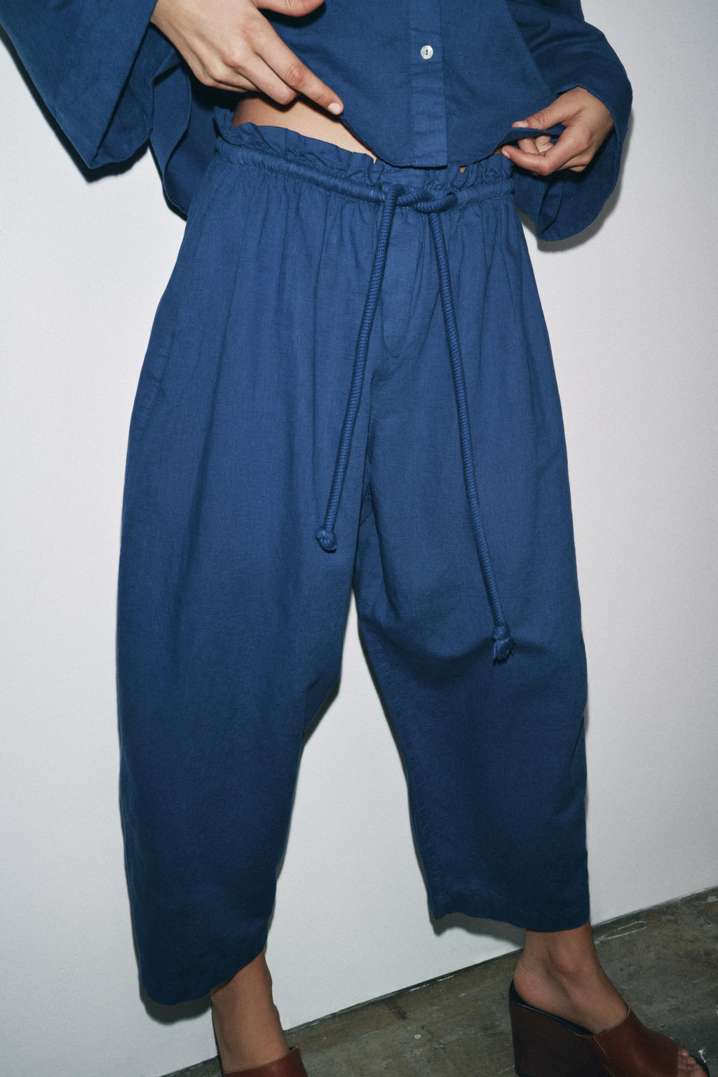 ZW COLLECTION LINEN BLEND TROUSERS - Zara фото 5