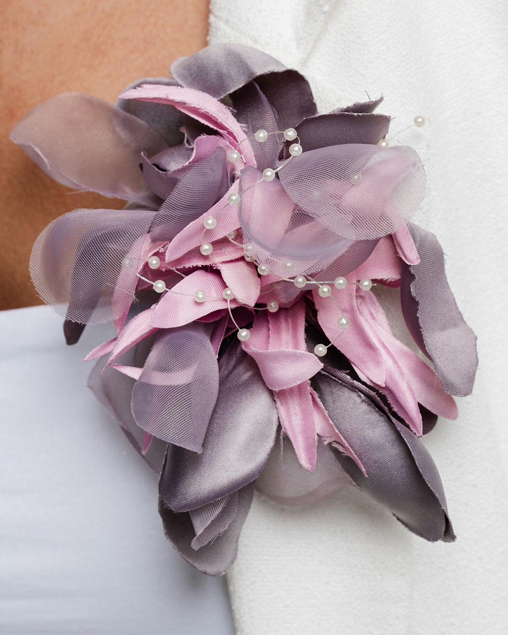 Объемная брошь из органзы - Sahar art lab фото 6