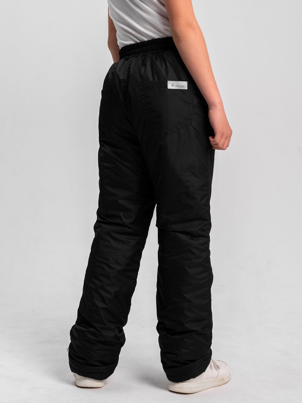 Брюки зимние для мальчика черный