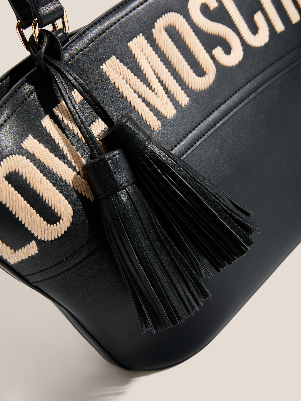 Сумка на плечо Тоут LOVE MOSCHINO ITEM CABAS