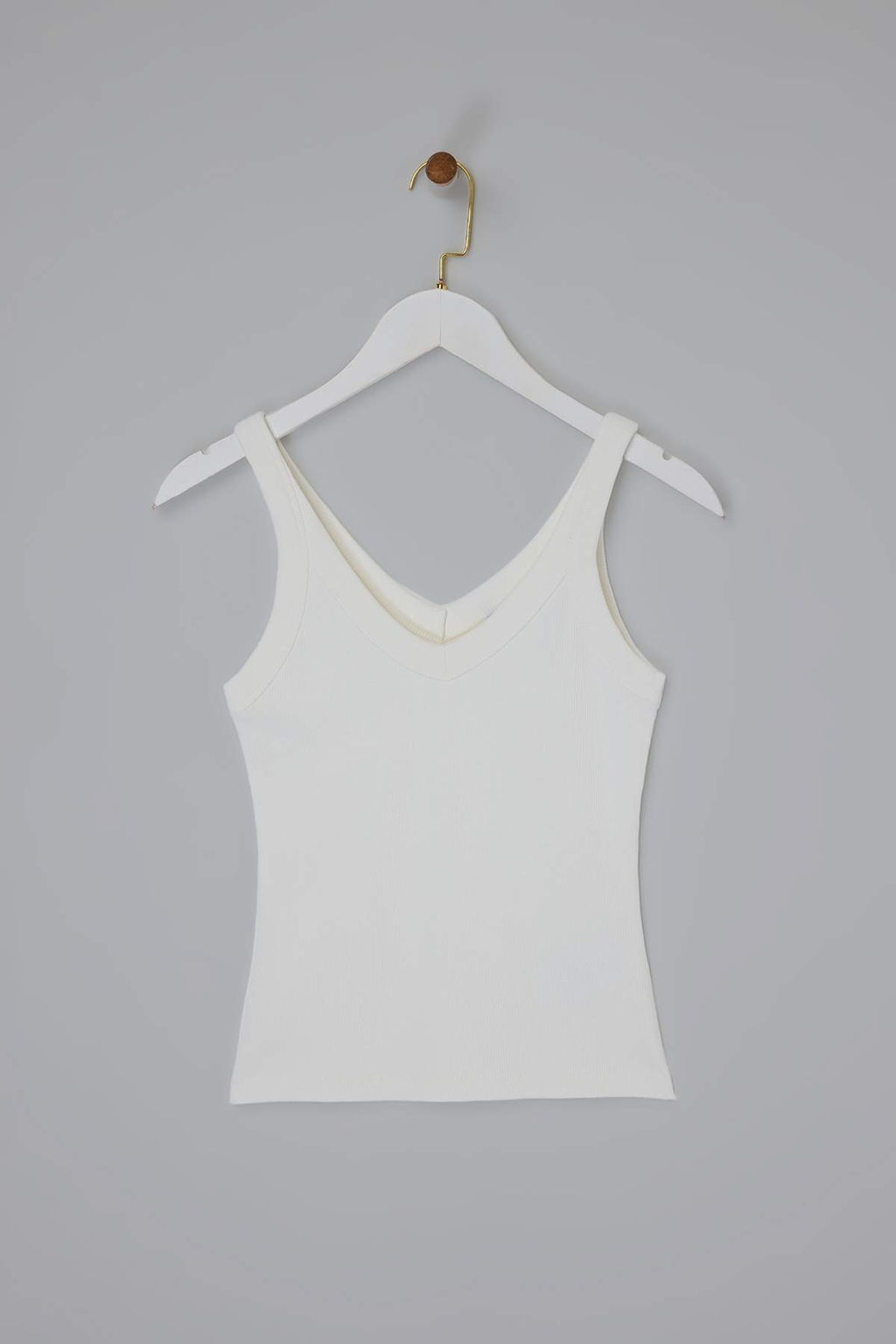 Ekru Regular V Yaka Kal?n Ask?l? Kolsuz Fitilli Esnek Orme Atlet TWOSS26AL00027