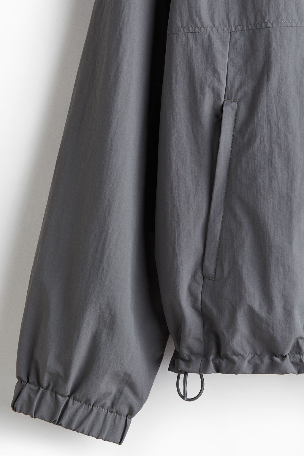 Chaqueta cortavientos con capucha - H&m фото 8