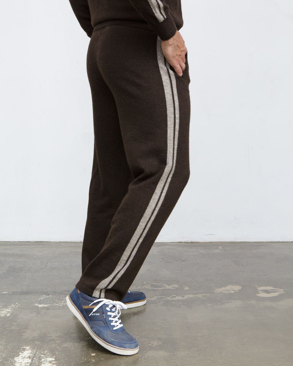 Брюки из пуха яка 05121 темно-коричневые