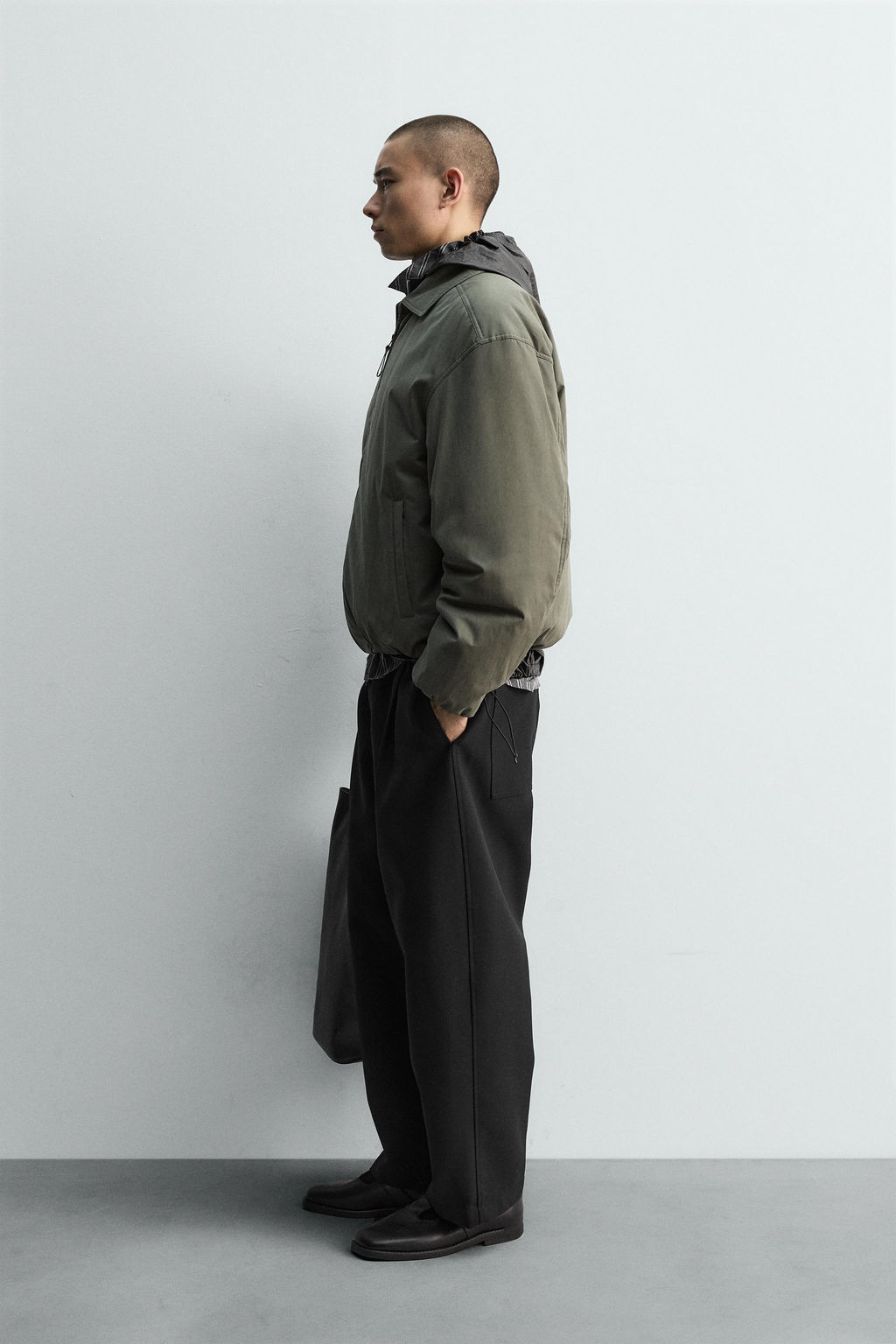 BOXY FIT TEXTURED JACKET