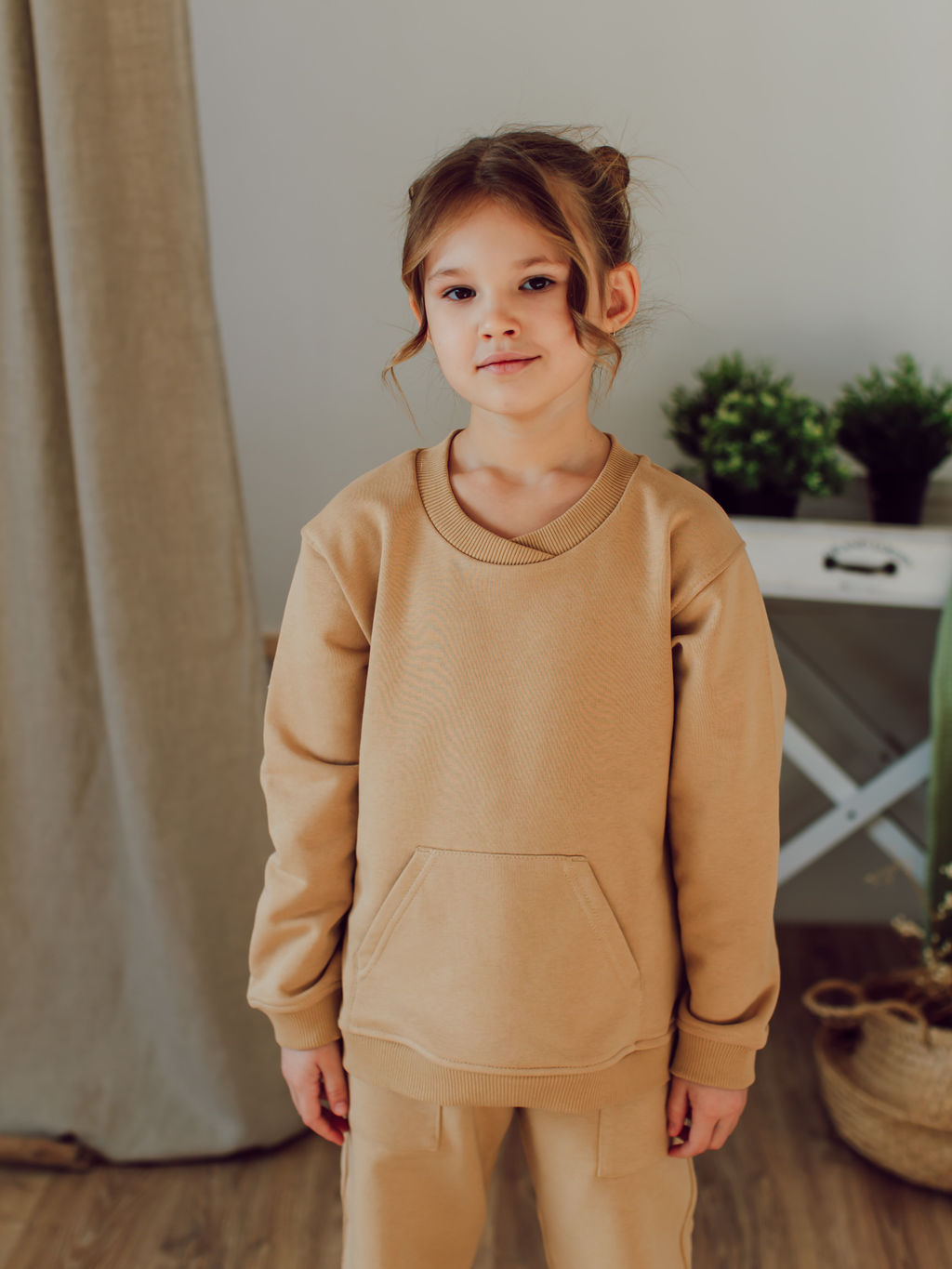 Костюм свитшот+брюки песочный, песочный - Lesi kids фото 26