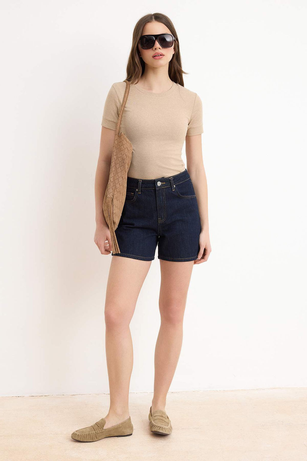 Koyu Mavi Yuksek Bel City Boy Denim Sort TWOSS26SR00219