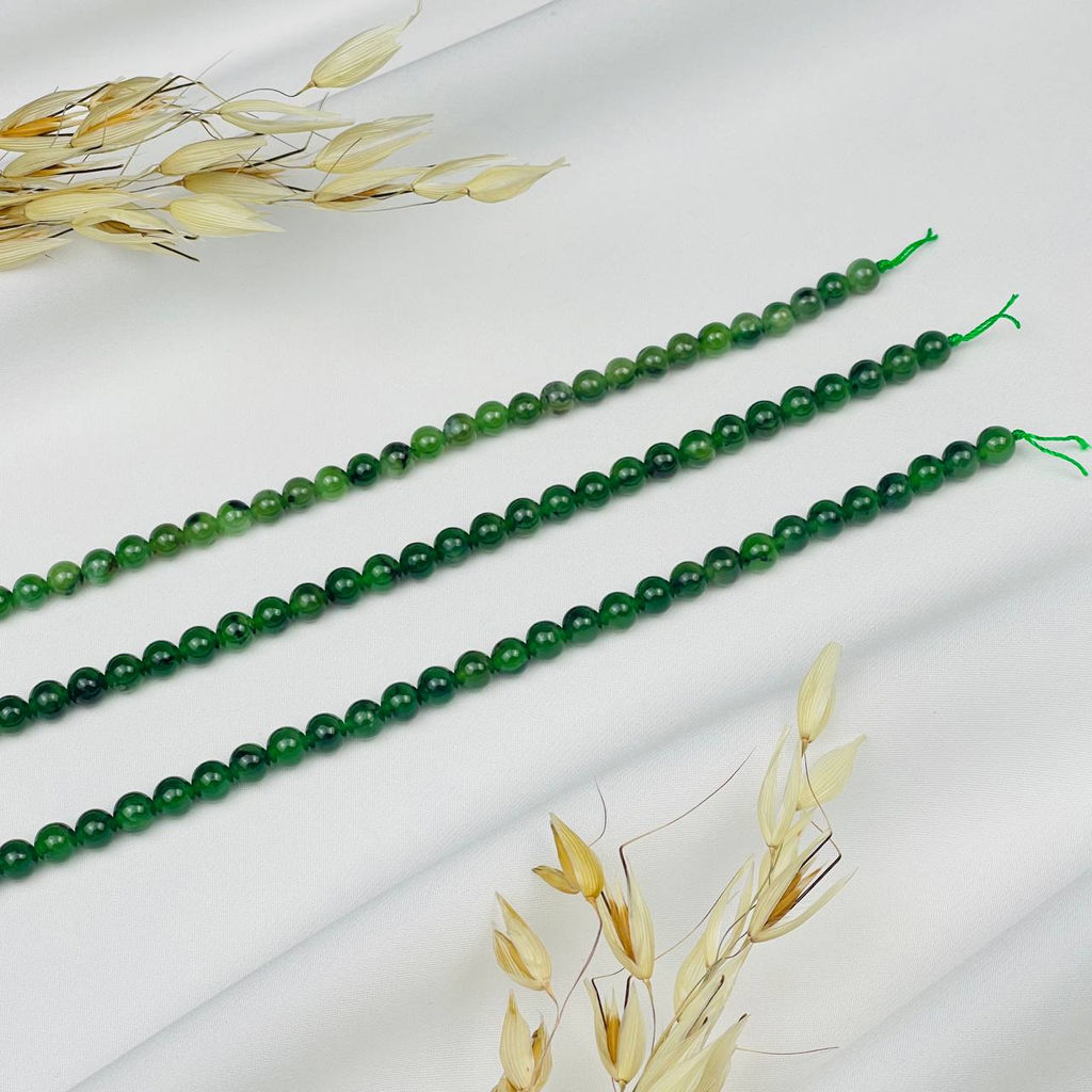 Бусины для украшений из Нефрита (62 бусины)