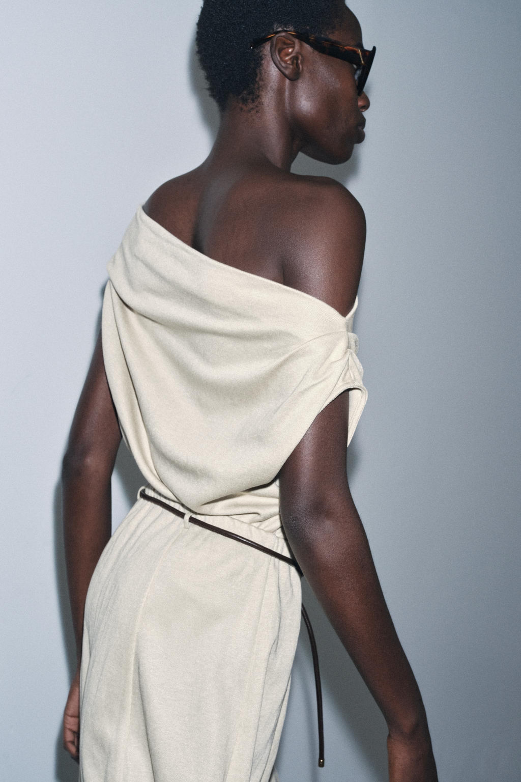 ASYMMETRIC CUT-OUT KNIT TOP - Zara фото 10