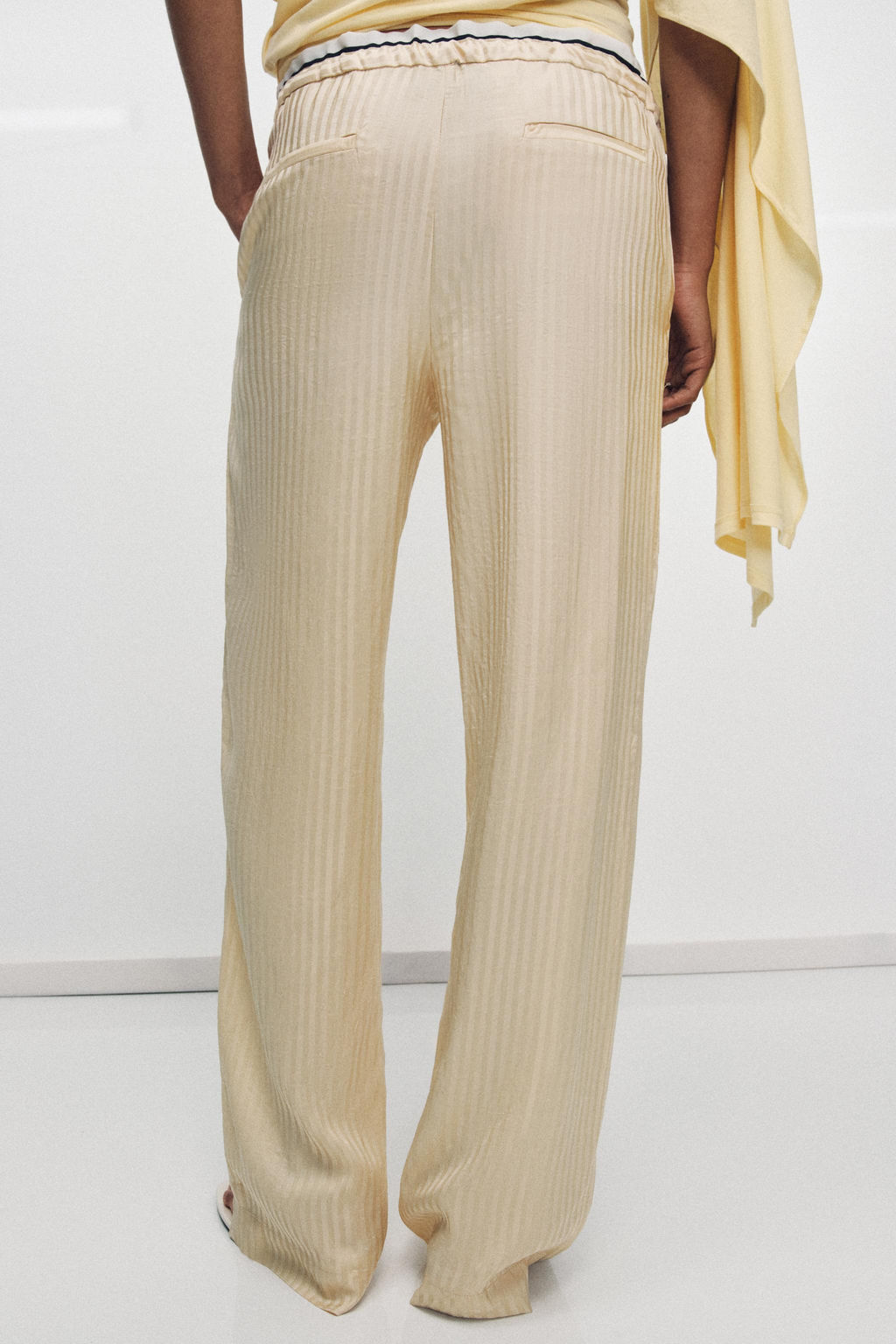 PANTAL?N PIJAMERO JACQUARD ZW COLLECTION / Crudo - Zara фото 3