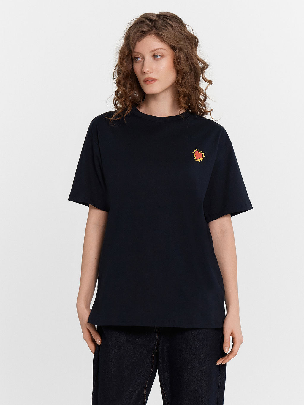 Футболка женская черная с принтом черный +печать 112934 - Mark formelle фото 12