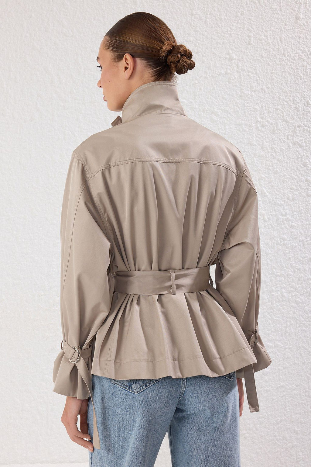 Ac?k Haki Dikis Detayl? Oversize K?sa Trenckot TWOSS25TR00016