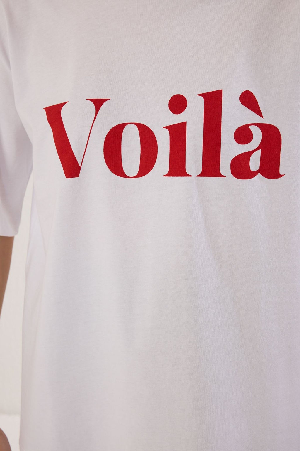 TRENDYOLMILLA Ekru %100 Pamuk Slogan Bask?l? Oversize/Genis Kesim Orme T-Shirt TWOSS25TS00179  фото 7