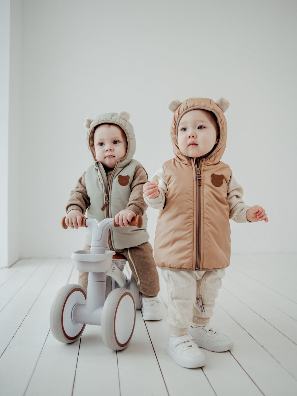 Жилет с капюшоном Беж 0+ - Bungly фото 8