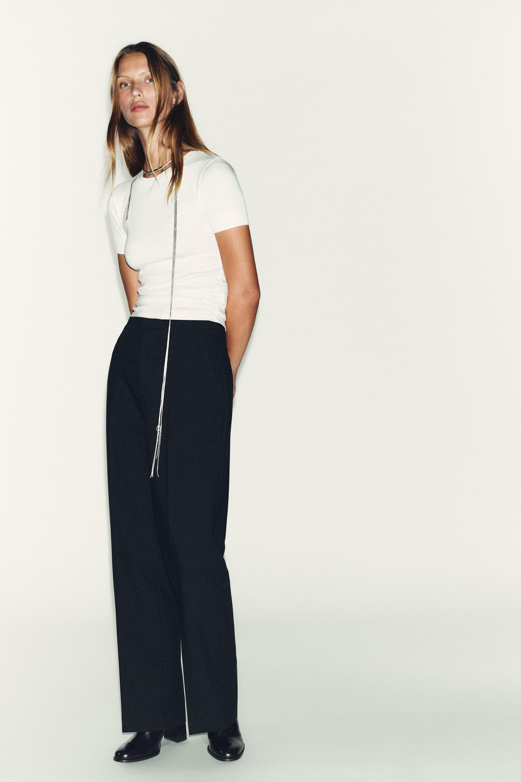 MINIMAL SHORT SLEEVE T-SHIRT - Zara фото 4