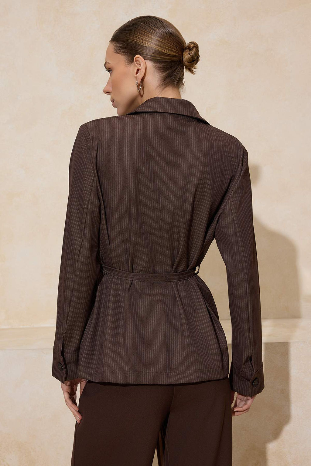 Koyu Kahverengi Cizgili Dokuma Ince Blazer Gomlek Ceket TWOSS26BC00005 - Trendyolmilla фото 4