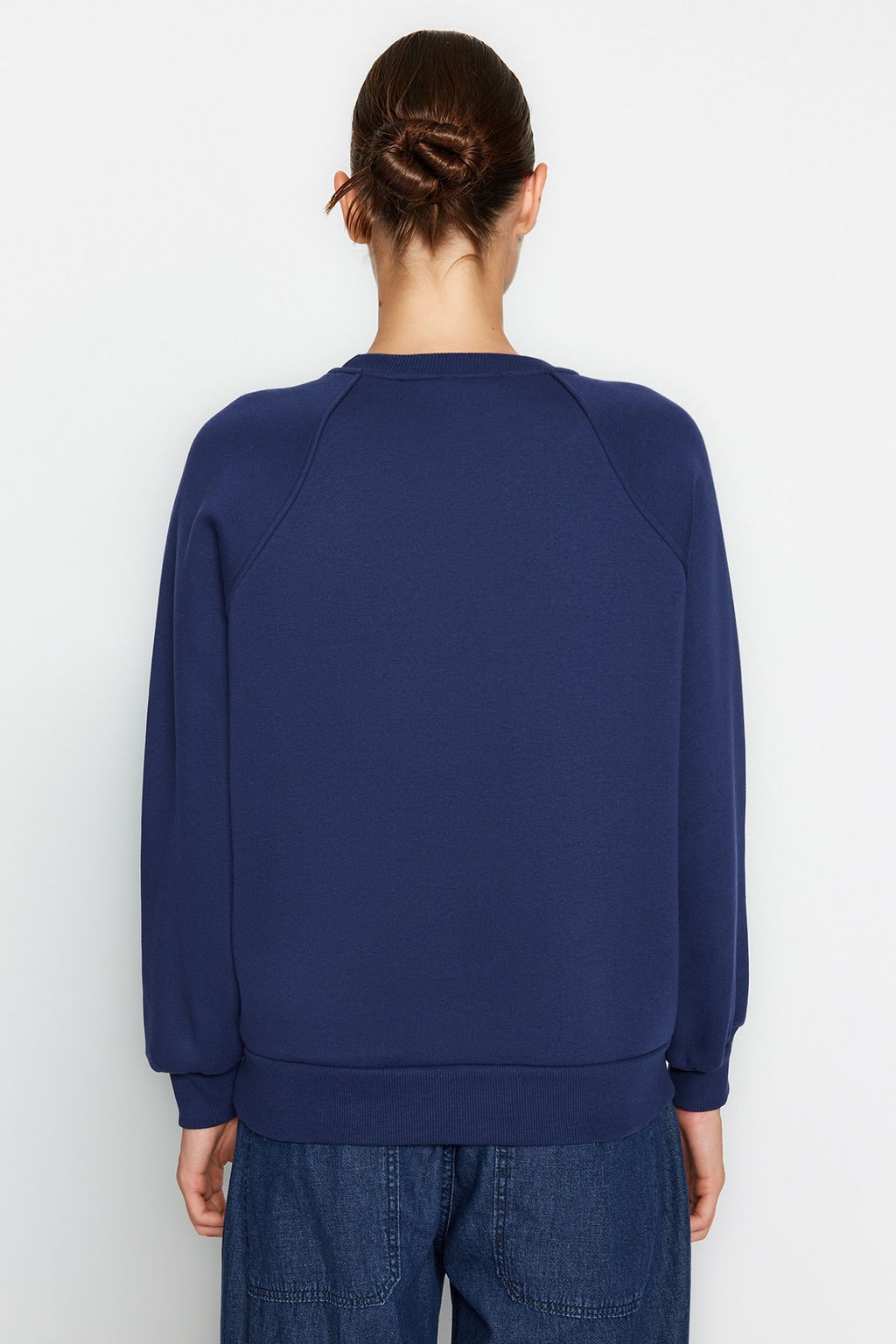 Lacivert Relaxed/Rahat Kal?p Basic Reglan Kol Bisiklet Yaka Orme Sweatshirt TWOAW24SW00104