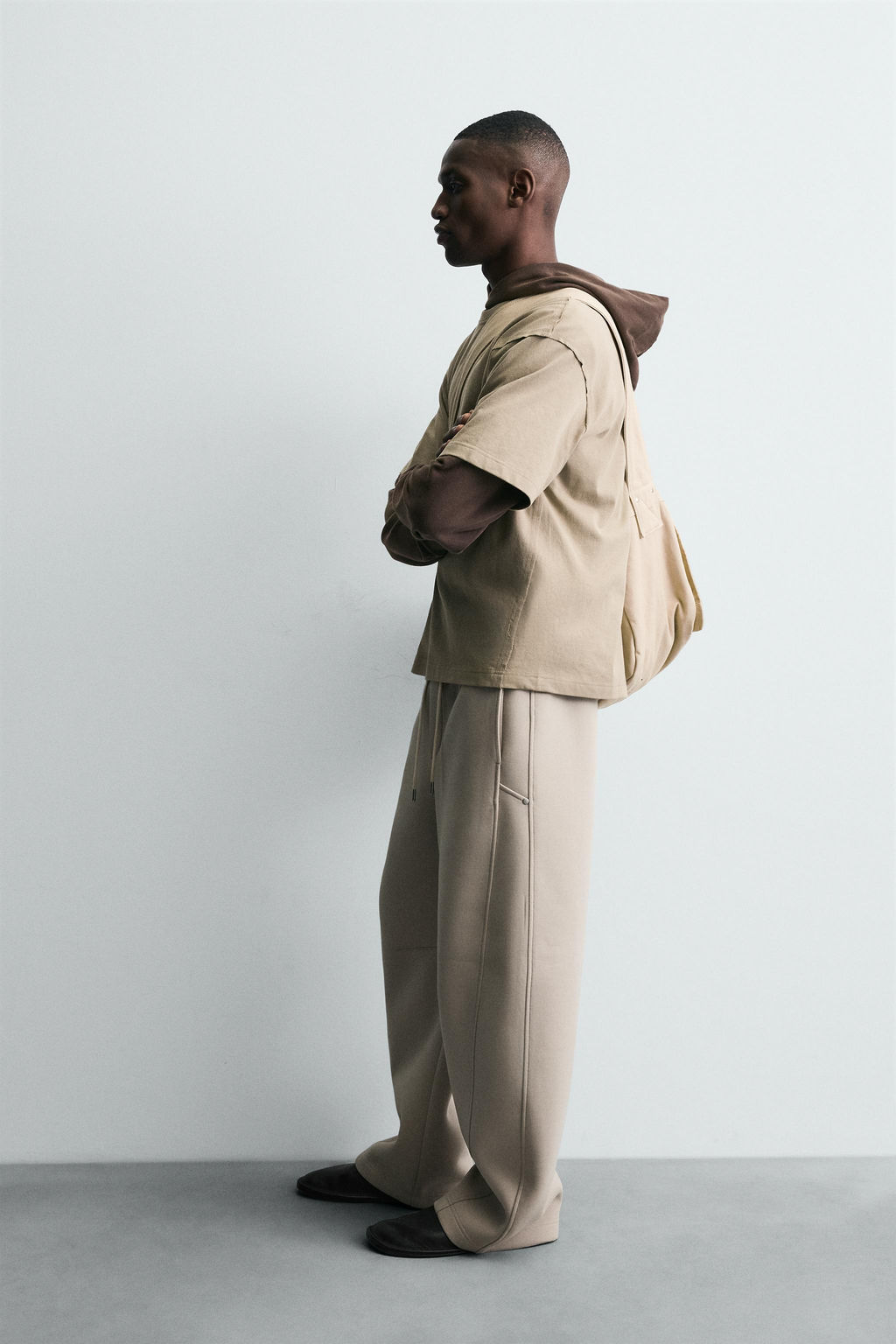 HEAVYWEIGHT REVERSE-EFFECT T-SHIRT - Zara фото 12