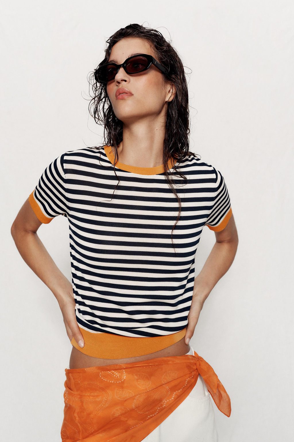 TOP PUNTO RAYAS / blanco-naranja
