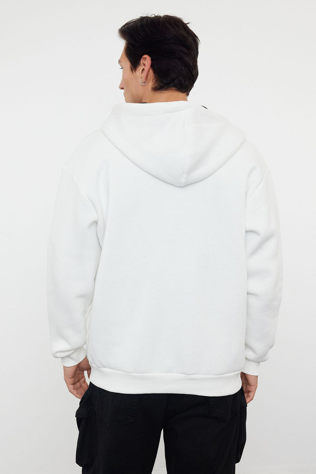TRENDYOL MAN Ekru Oversize/Genis Kesim Fermuar Ici Yaz? Bask?l? Polarl? Kapusonlu Sweatshirt TMNAW25SW00074 - Trendyolmilla фото 6