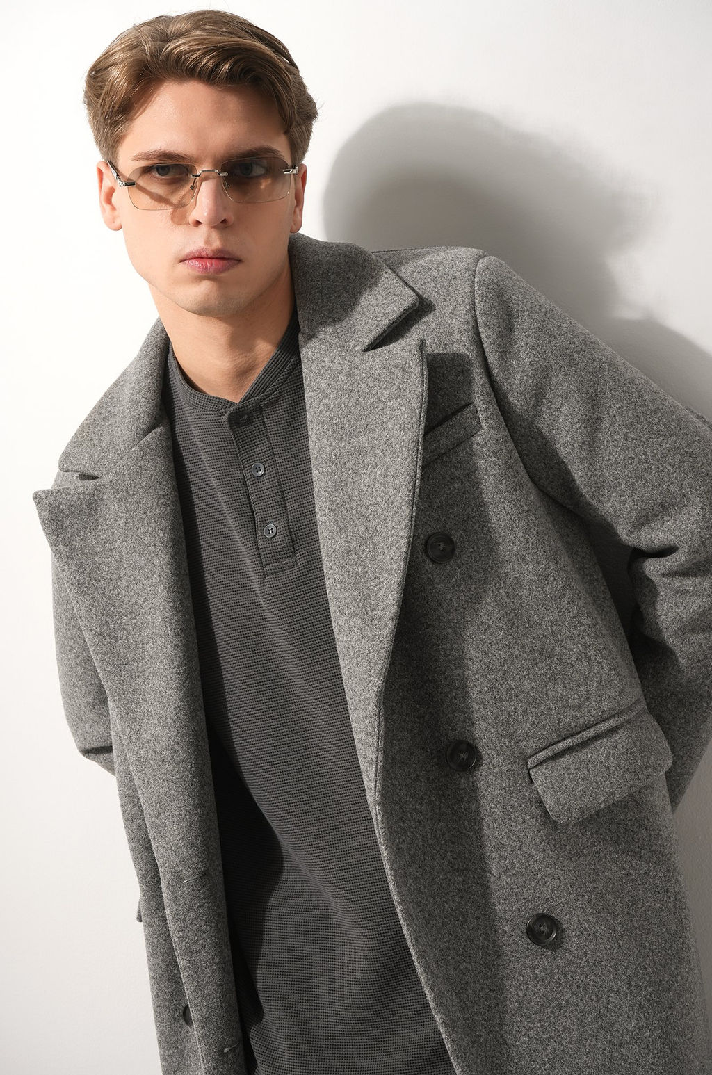 Мужской лонгслив на пуговицах Happyfox