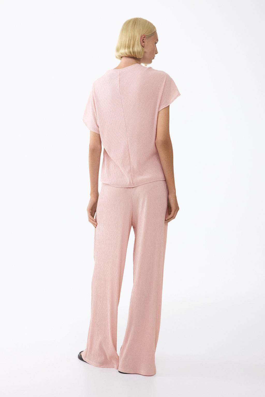 Pantal?n efecto arrugado con cord?n de ajuste - H&m фото 6