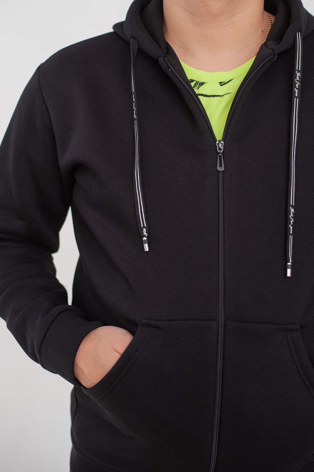 Толстовка Квин черная - Марлен фото 4