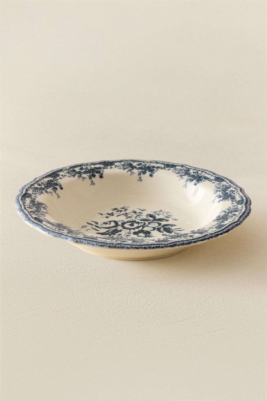 FLORAL EARTHENWARE SOUP PLATE - Zara фото 6