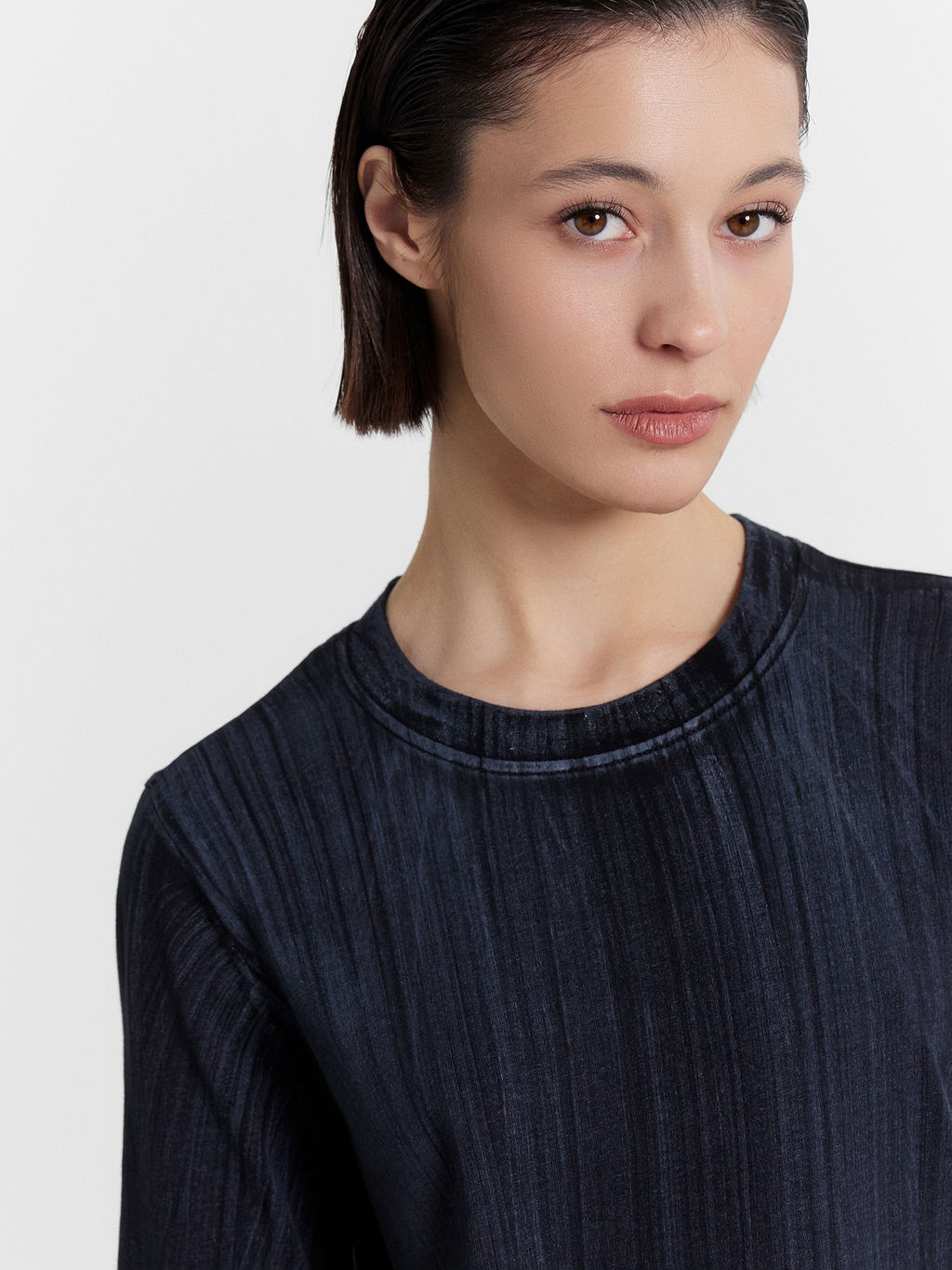 Джемпер женский черный с принтом и надписью "Love" варка на черном 122867