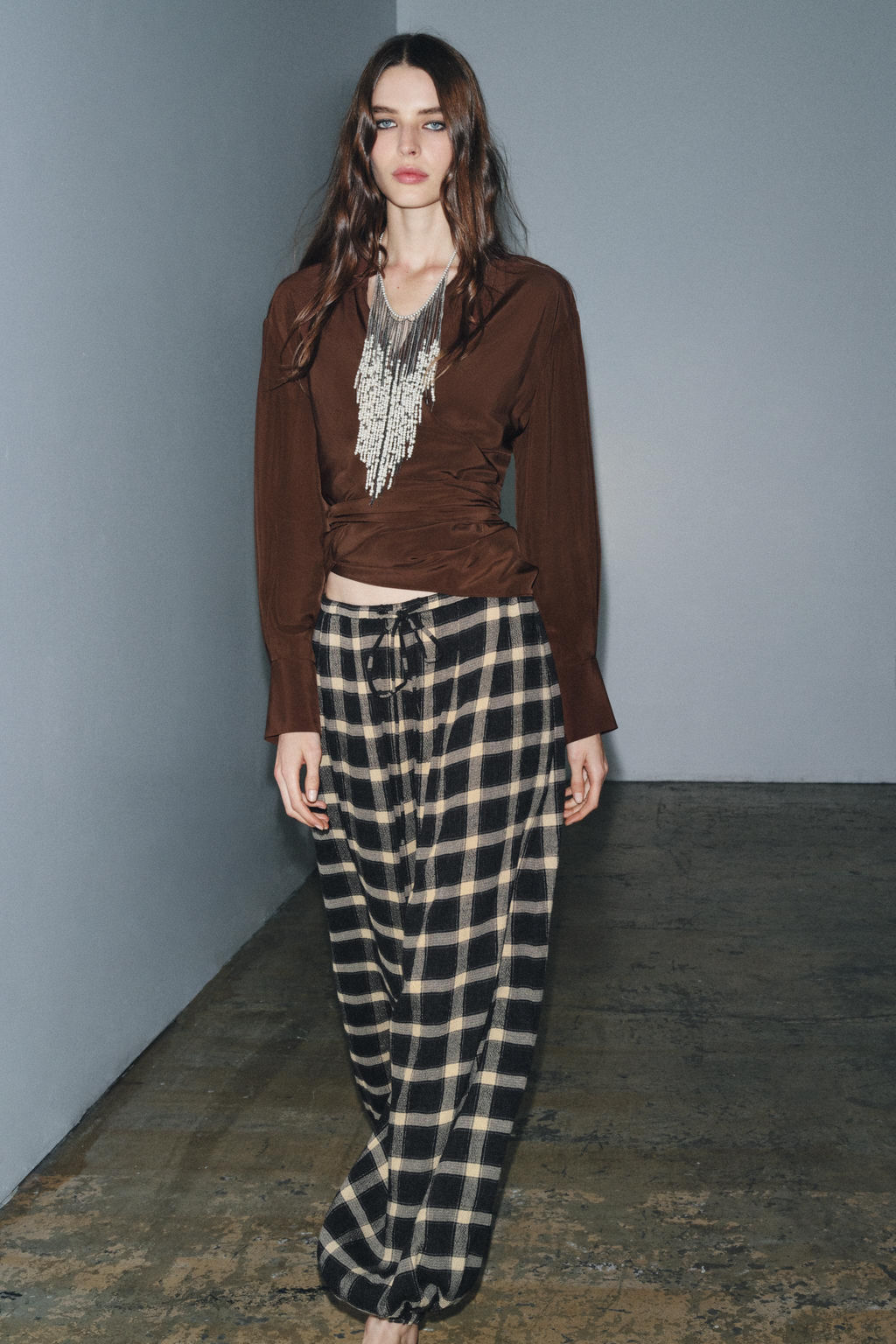 ZW COLLECTION CHECK BALLOON TROUSERS - Zara фото 7