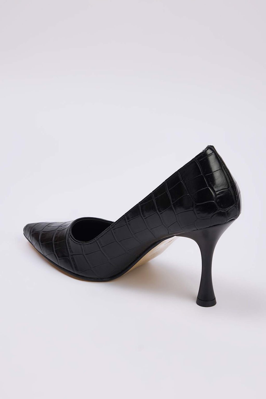 Siyah Kroko Desenli Sivri Burun Kad?n Klasik Ince Topuklu Stiletto Ayakkab?
TAKAW26TO00001 - Trendyolmilla фото 4