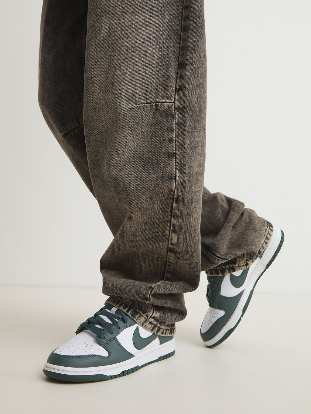 Кеды NIKE NIKE DUNK LOW RETRO BTTYS