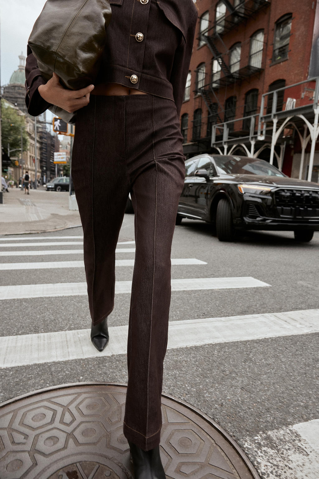 CONTRAST STITCH SEAM DETAIL FLARE TROUSERS - Zara фото 2