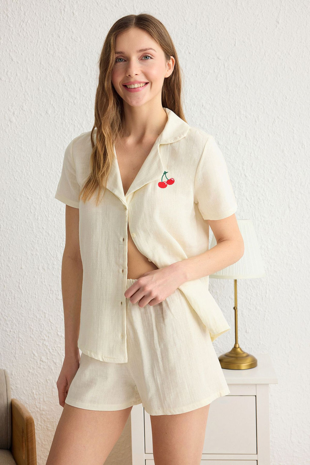 Trendyolmilla Lila %100 Pamuklu Papatya Nak?sl? Muslin Sortlu Dokuma Pijama Tak?m? THMSS25PT00032