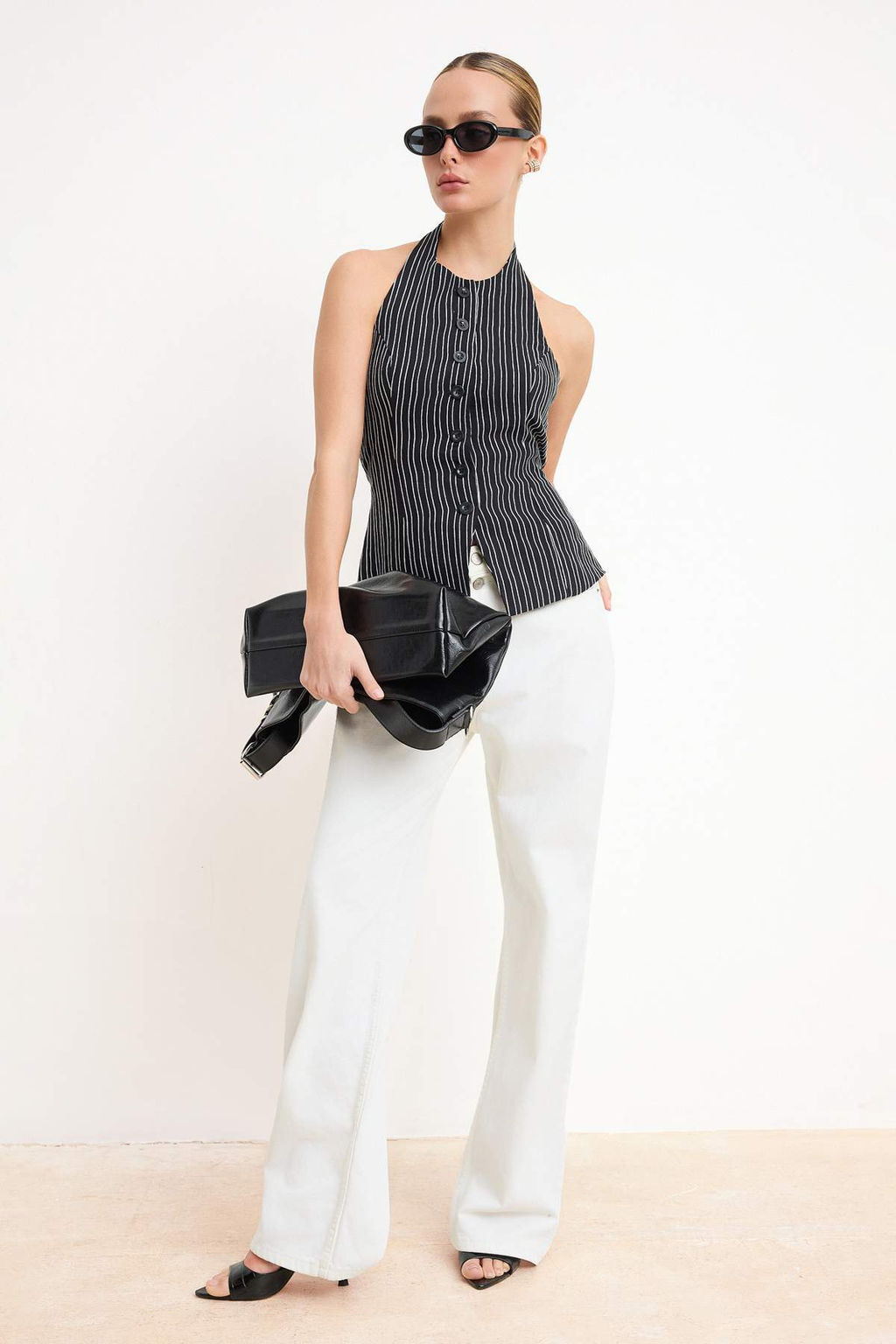 Siyah Beyaz Cizgili Boyundan Baglamal? Dokuma Yelek TWOSS26YE00020 - Trendyolmilla фото 2