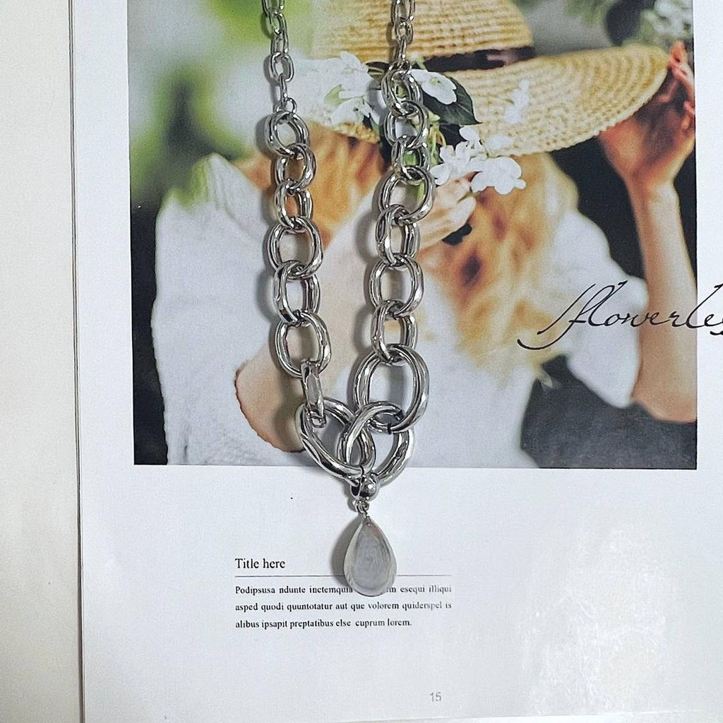 701656380 Колье