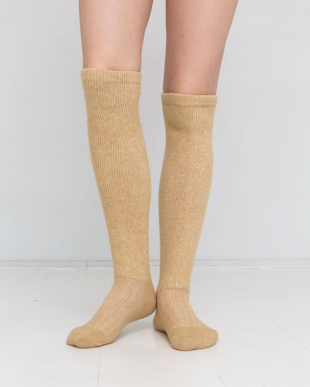 Теплые гольфы из монгольской шерсти бежевые