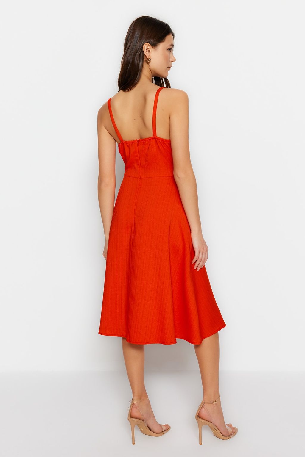 TRENDYOLMILLA Zumrut Yesili Belden Ac?lan Keten Gorunumlu Midi Dokuma Elbise TWOSS23EL00378  фото 5