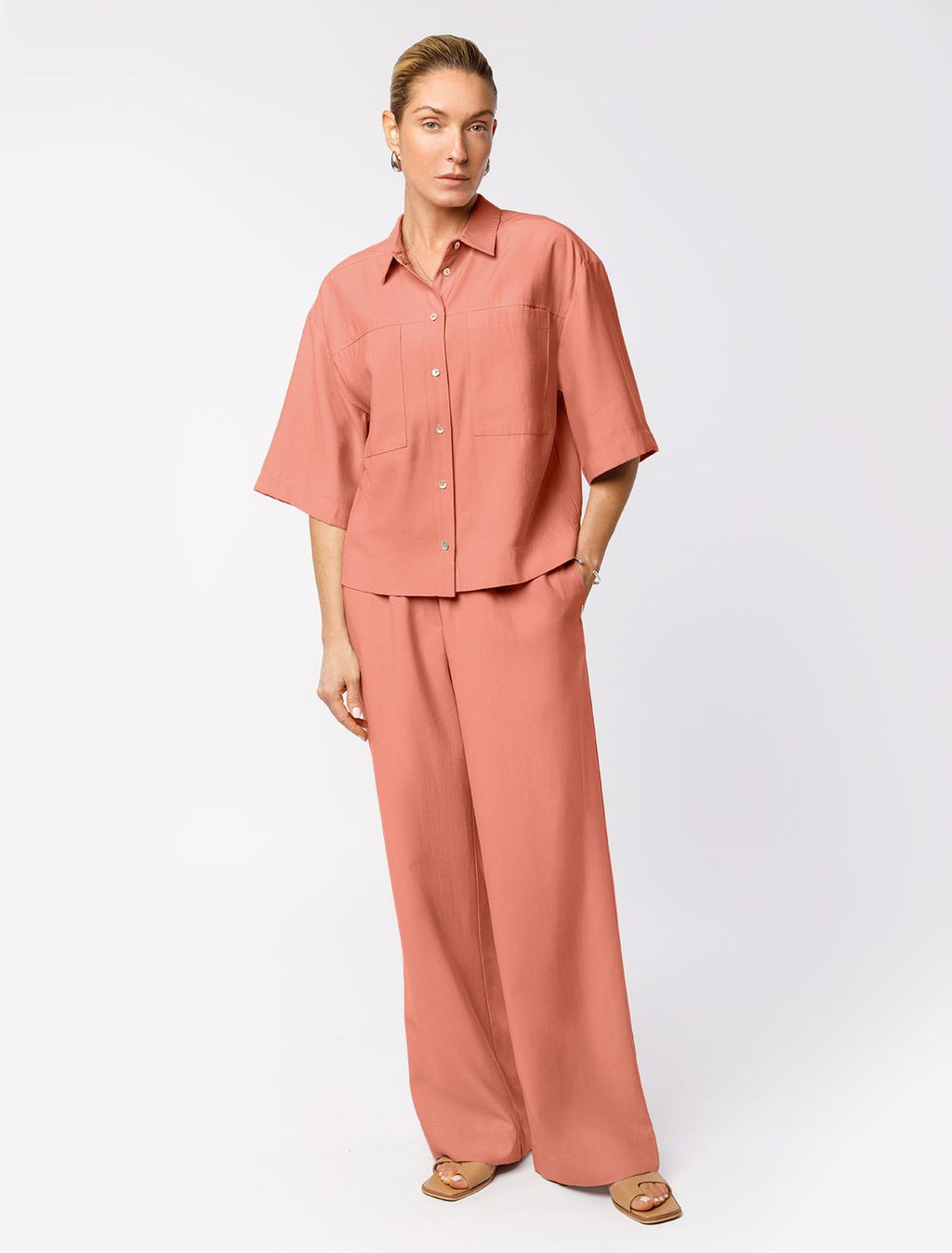 Блузка из плотного лиоцелла