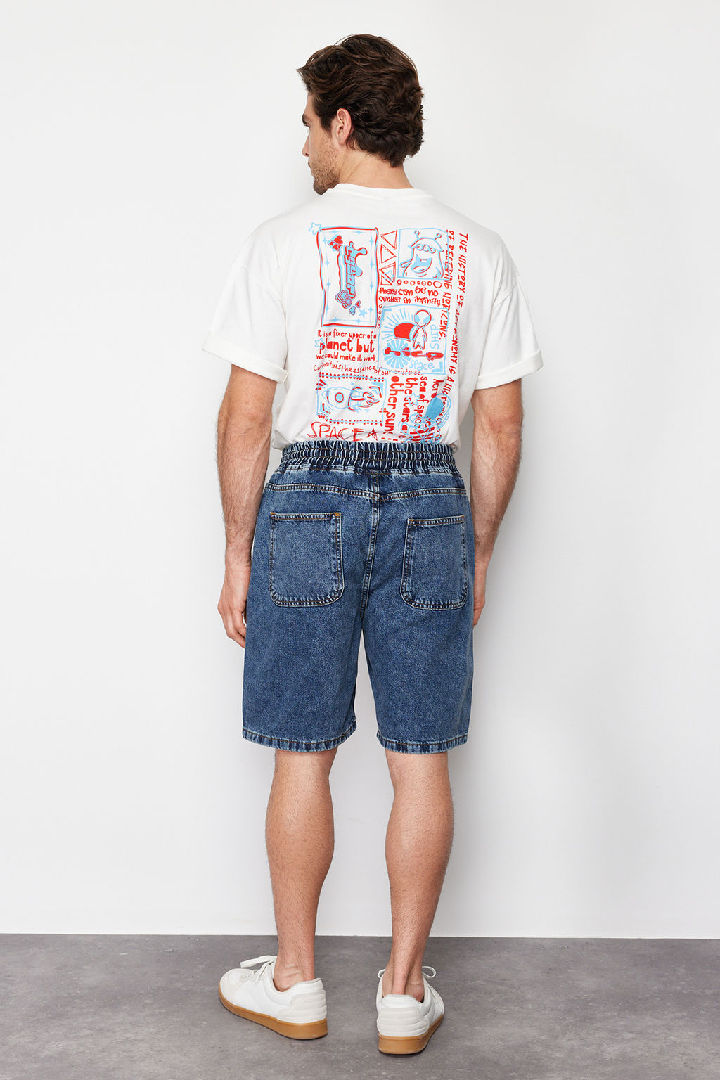 Orta Mavi Regular Beli Lastikli Kot Sort TMNSS24SR00028