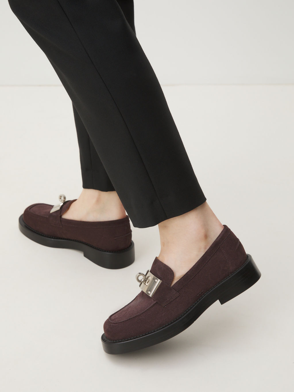 Женские лоферы TENDANCE