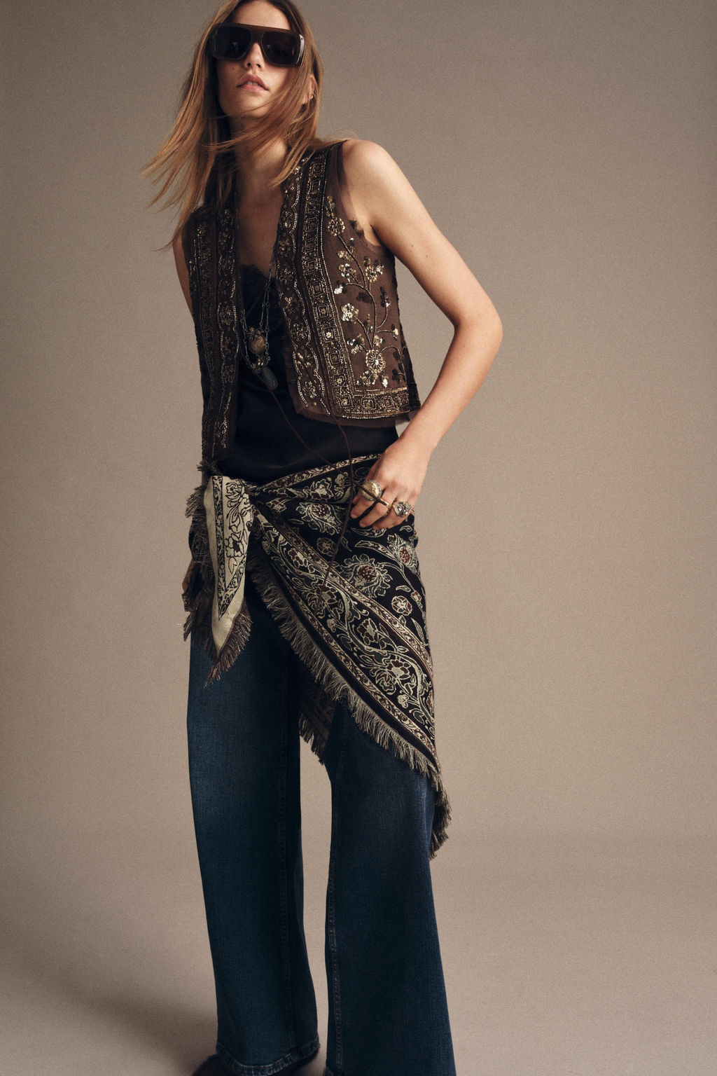 ZW COLLECTION BEADED EMBROIDERED WAISTCOAT