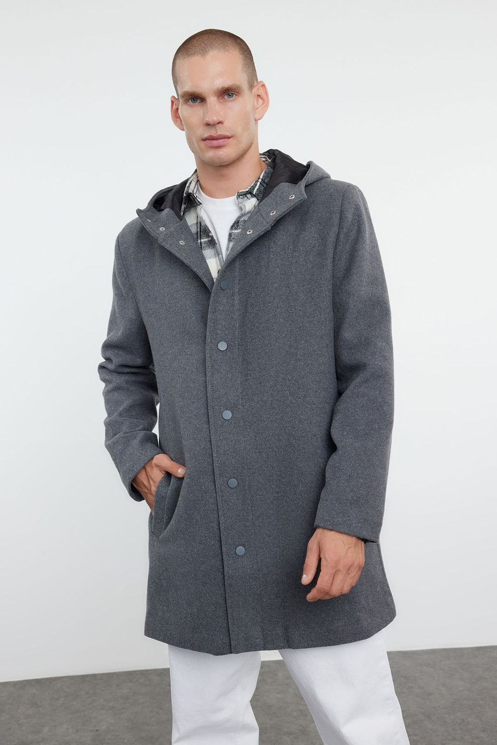 TRENDYOL MAN Antrasit Regular Fit K?sl?k Yun Kar?s?ml? Kapusonlu Kase K?sl?k Kaban TMNAW25KB00001 - Trendyolmilla фото 3