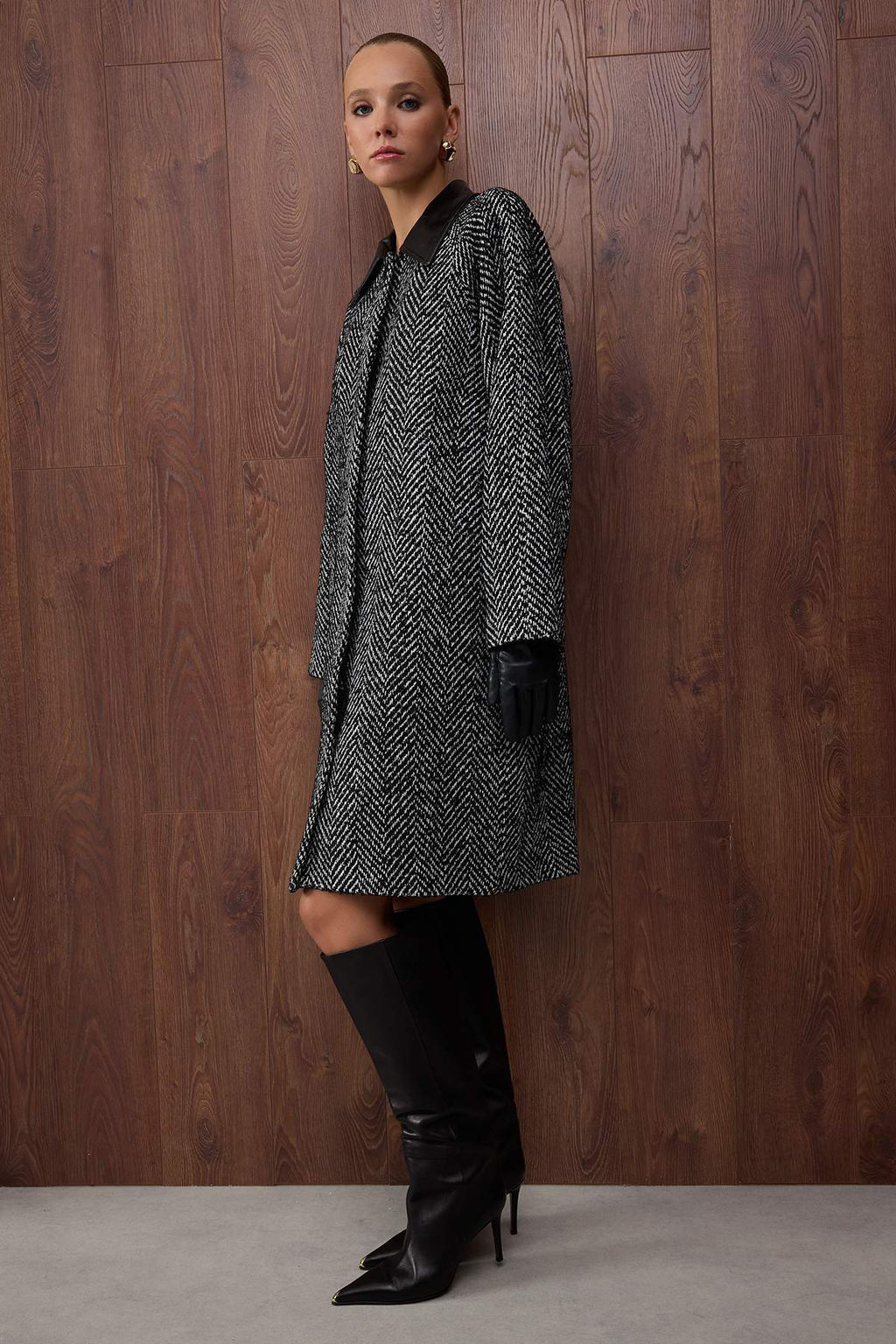 Ozel Koleksiyon Siyah Bal?ks?rt? Yaka Detayl? Mono Kapama Oversize Uzun Kase Kaban TWOAW26KB00043 - Trendyolmilla фото 4