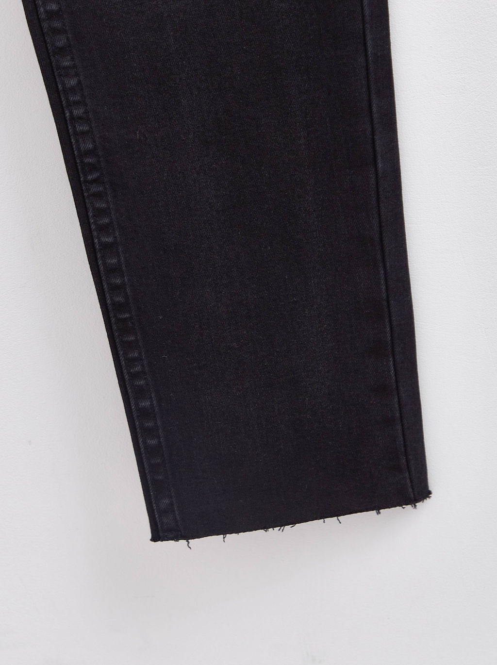 CONTE CON-671 Черные джинсы skinny с эффектом потертости и необработанным краем black - Conte elegant фото 13