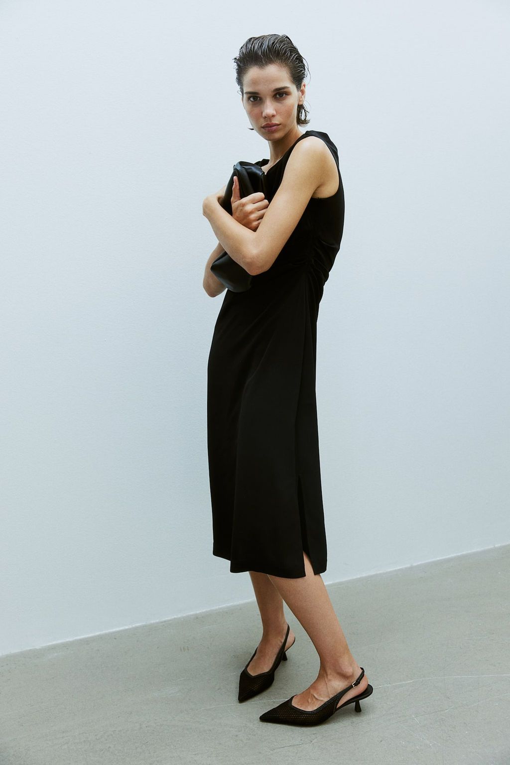 Vestido drapeado de un hombro - H&m фото 2