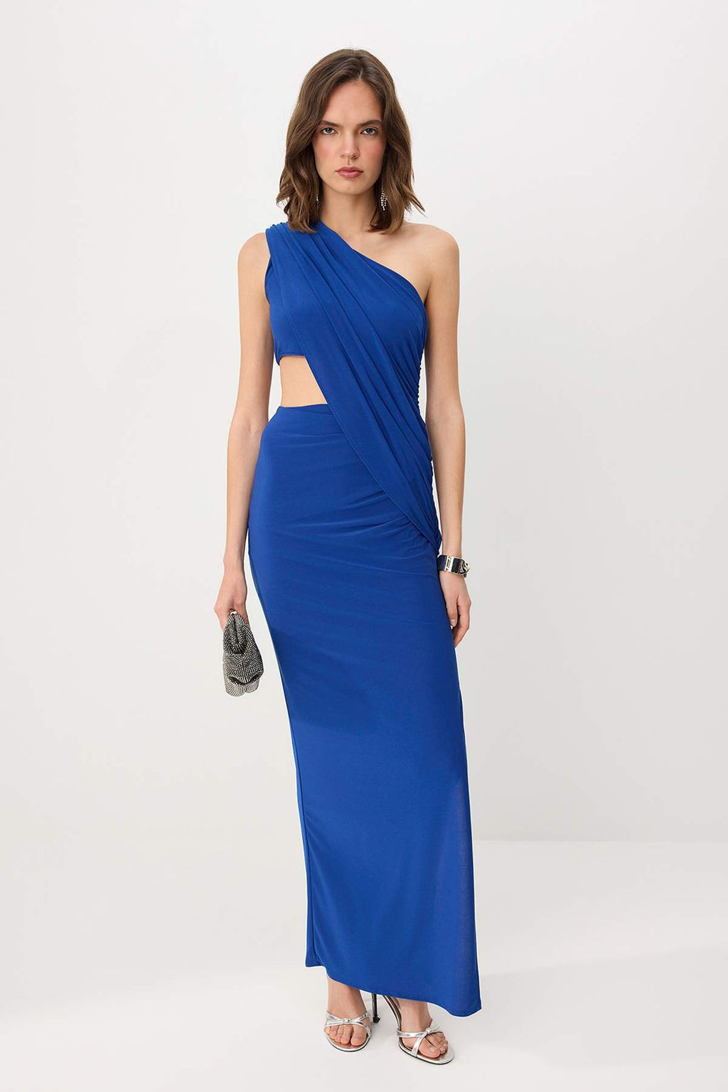 Turuncu Cut Out Detayl? Asimetrik Yaka Orme Sandy Maxi Abiye & Mezuniyet Elbisesi TPRSS26AE00067 - Trendyolmilla фото 5