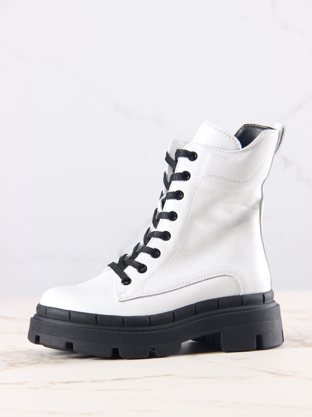 Ботинки 346.astra30bl.white/Байка